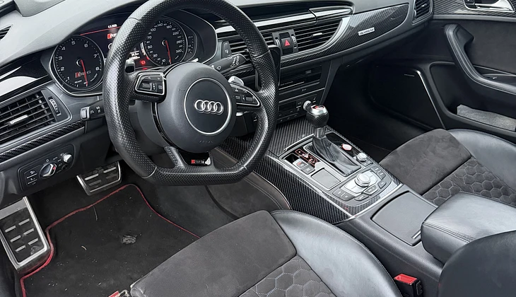 location-AUDI-Montreuil-roadstr