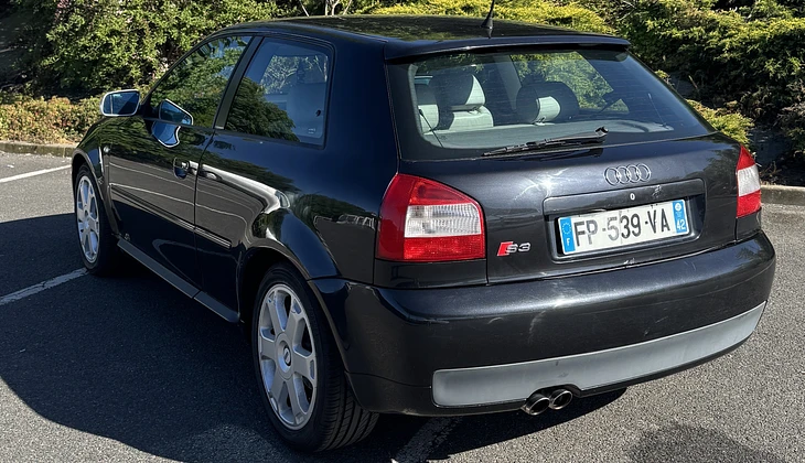 location-AUDI-Saint-Chamond-roadstr