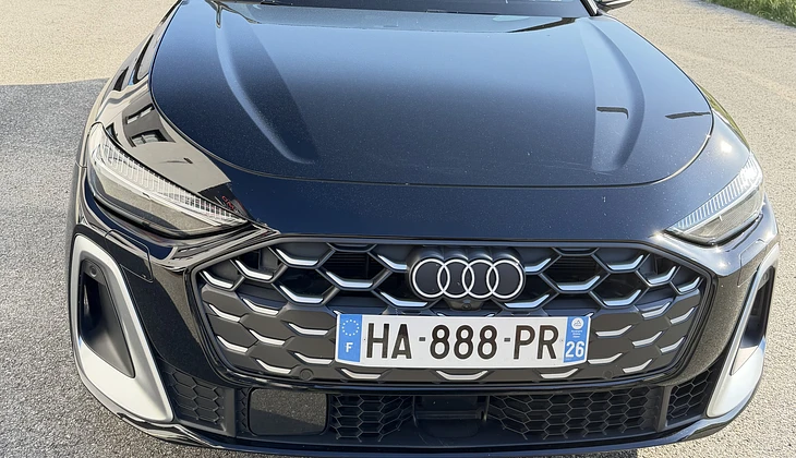location-AUDI-Montélimar-roadstr