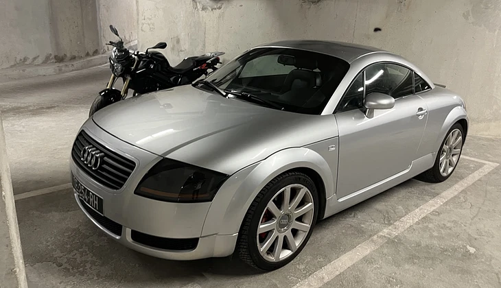 location-AUDI-Antony-roadstr