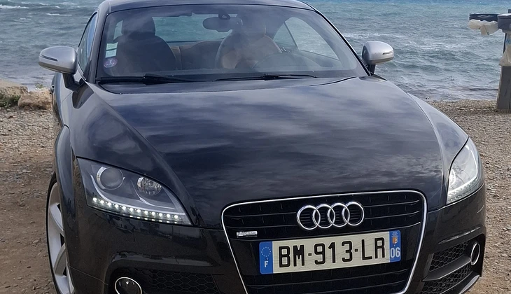 location-AUDI-Auribeau-sur-Siagne-roadstr