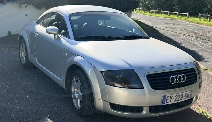 location-AUDI-Grenoble-roadstr