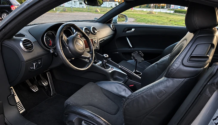 location-AUDI-Hérouville-Saint-Clair-roadstr