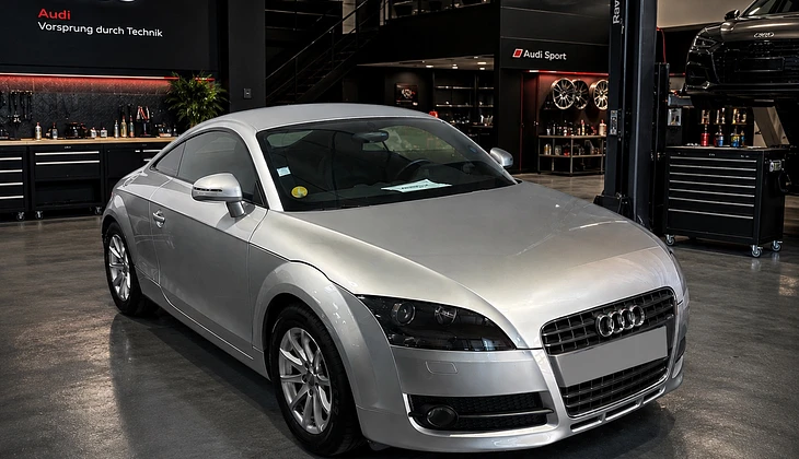 location-AUDI-Avelin-roadstr