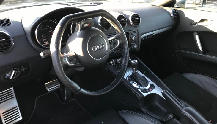 location-AUDI-Toulon-roadstr