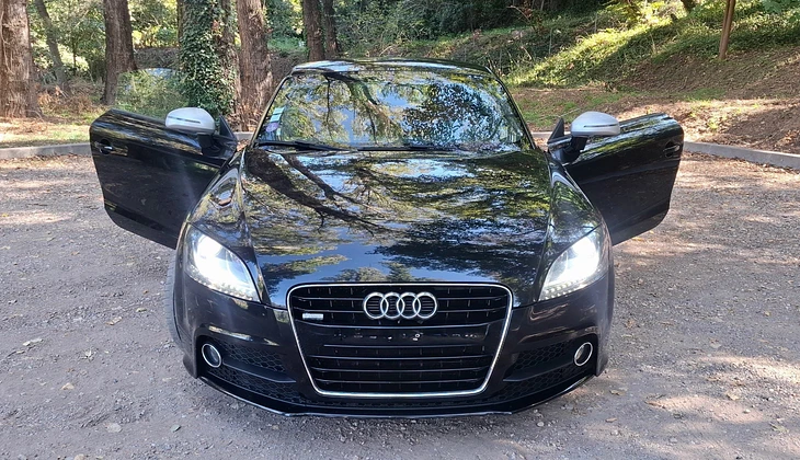 location-AUDI-Auribeau-sur-Siagne-roadstr
