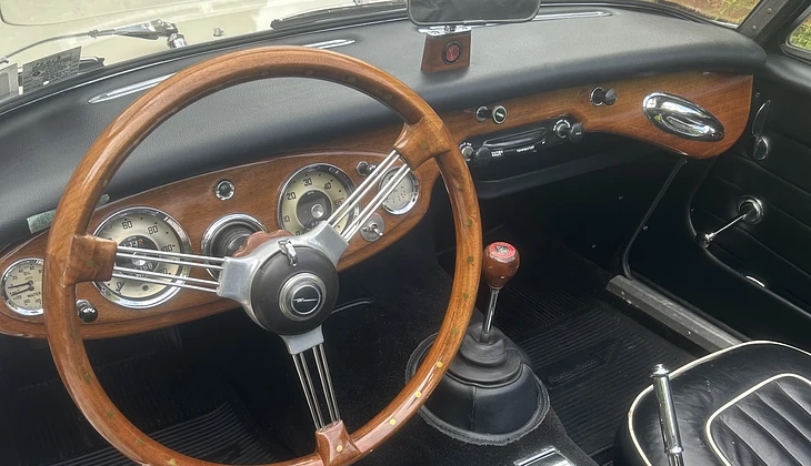 location-AUSTIN HEALEY-Courbevoie-roadstr