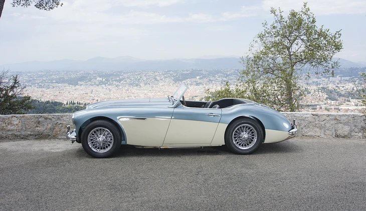 location-AUSTIN HEALEY-Nice-roadstr