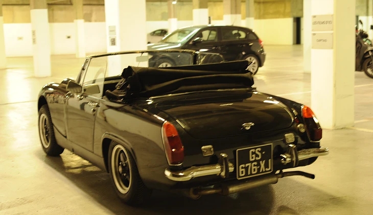 location-AUSTIN HEALEY-Paris-roadstr