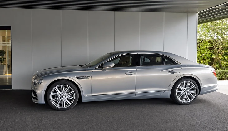 location-BENTLEY-Bruges-roadstr