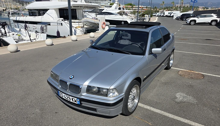 location-BMW-Villeneuve-Loubet-roadstr