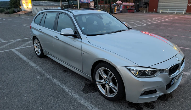 location-BMW-Saint-Savournin-roadstr
