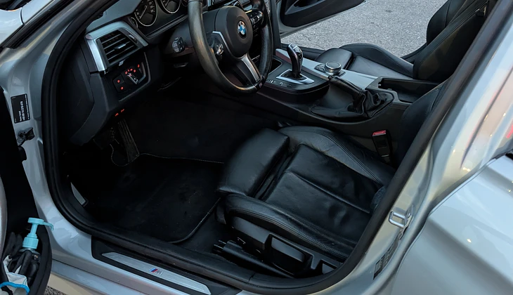 location-BMW-Saint-Savournin-roadstr