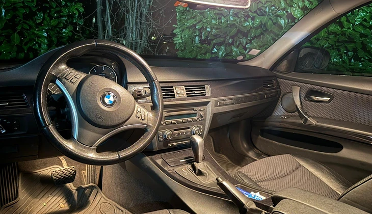 location-BMW-Vétraz-Monthoux-roadstr