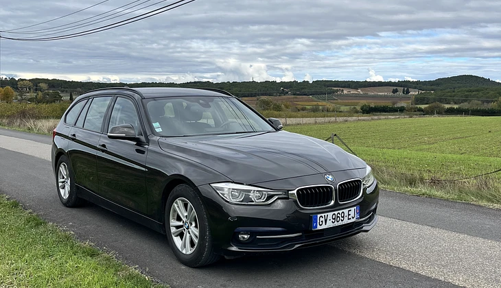 location-BMW-Aix-en-Provence-roadstr