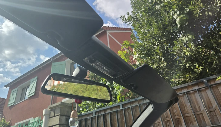location-BMW-Issy-les-Moulineaux-roadstr