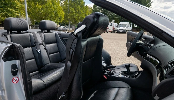 location-BMW-Issy-les-Moulineaux-roadstr