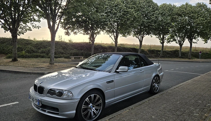 location-BMW-Issy-les-Moulineaux-roadstr