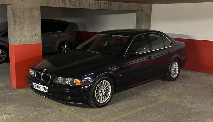 location-BMW-Saint-Maurice-roadstr