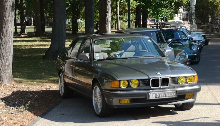 location-BMW-Colmar-roadstr