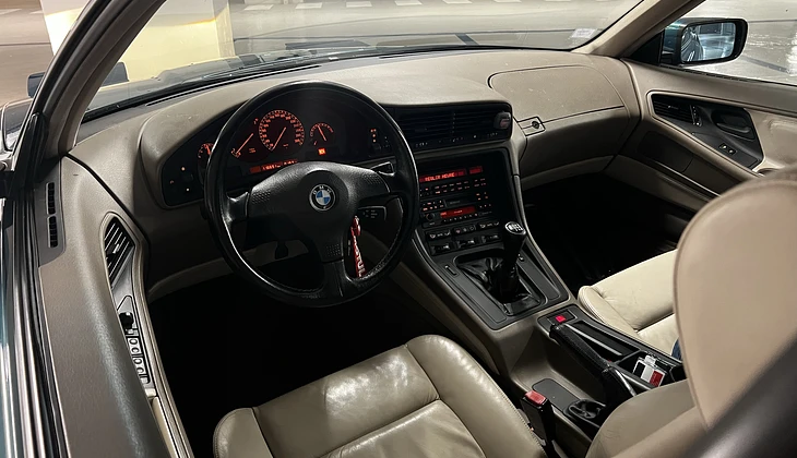 location-BMW-Courbevoie-roadstr