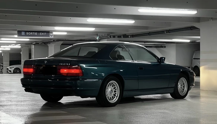 location-BMW-Courbevoie-roadstr