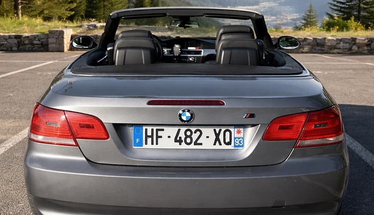 location-BMW-La Courneuve-roadstr