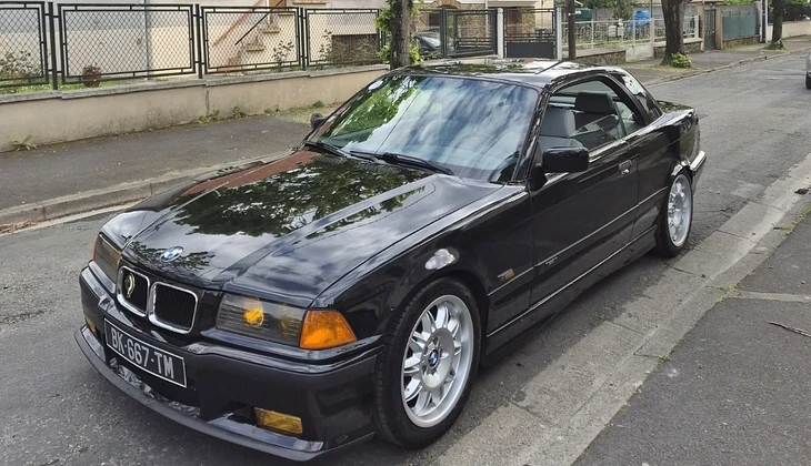 location-BMW-Paris-roadstr