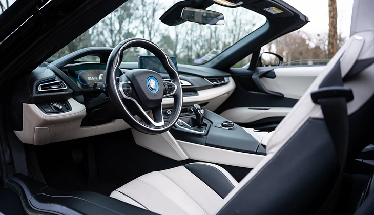 location-BMW-Courbevoie-roadstr