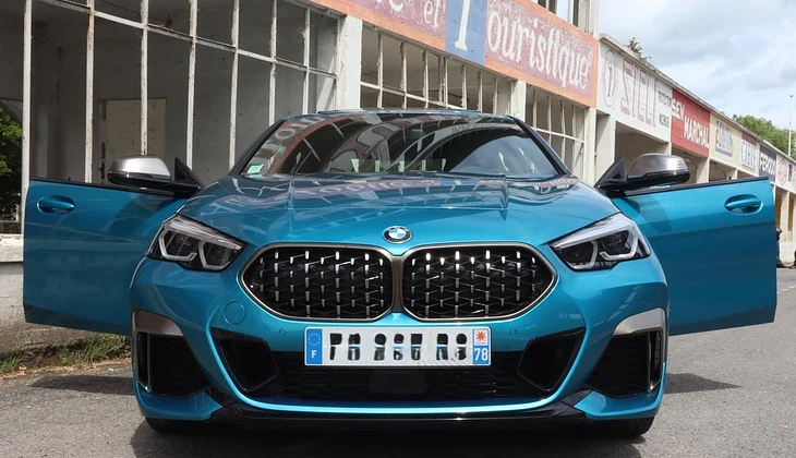 location-BMW-Chartres-roadstr