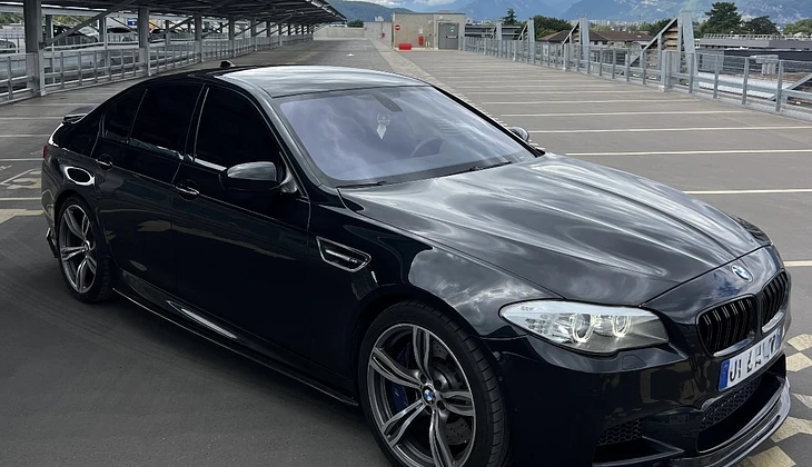 location-BMW-Narbonne-roadstr