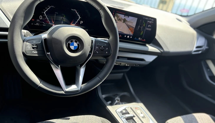 location-BMW-Nice-roadstr