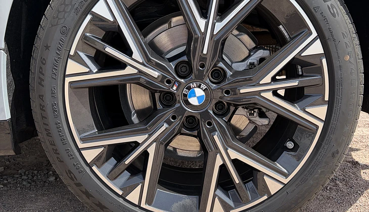 location-BMW-Saint-Herblain-roadstr