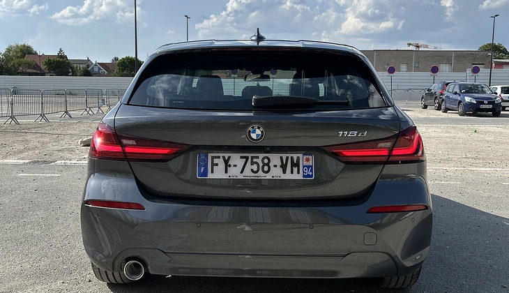 location-BMW-Vitry-sur-Seine-roadstr