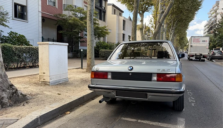 location-BMW-Levallois-Perret-roadstr