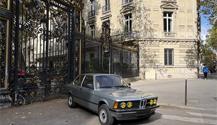 location-BMW-Levallois-Perret-roadstr