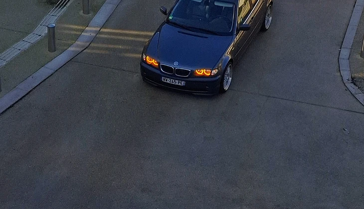 location-BMW-Paris-roadstr