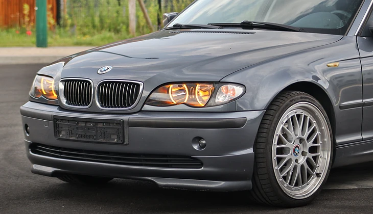 location-BMW-Paris-roadstr