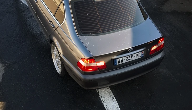 location-BMW-Paris-roadstr
