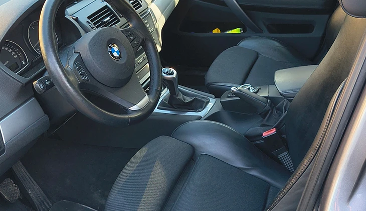 location-BMW-Lyon-roadstr