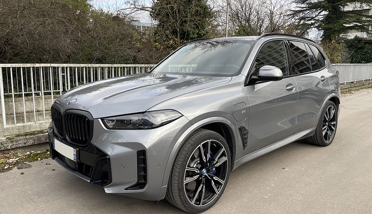 location-BMW-Paris-roadstr