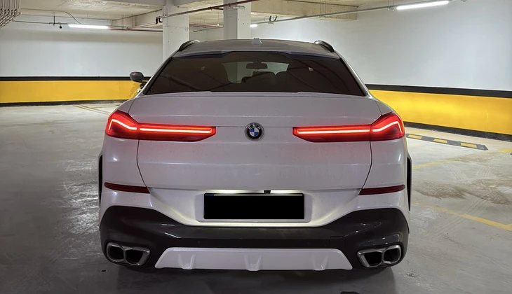 location-BMW-Pantin-roadstr