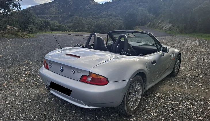 location-BMW-Corneilla-del-Vercol-roadstr