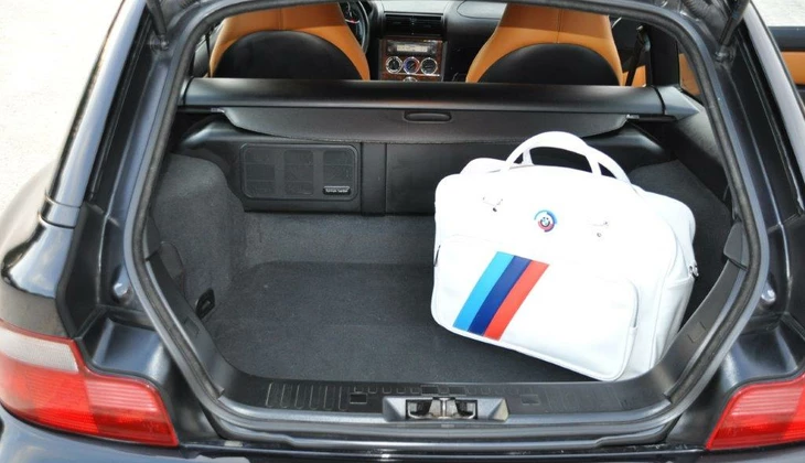 location-BMW-La Garenne-Colombes-roadstr
