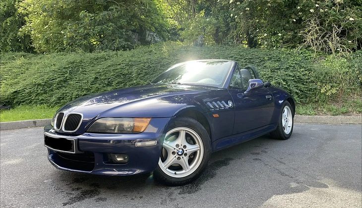 location-BMW-Lille-roadstr