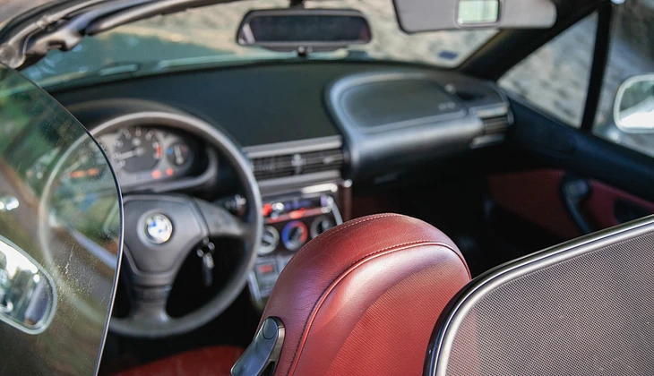 location-BMW-Pantin-roadstr