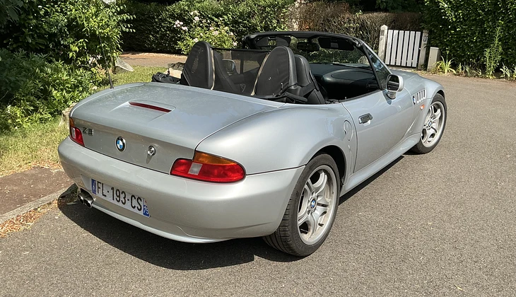 location-BMW-Yerres-roadstr