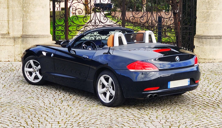 location-BMW-Pessac-roadstr