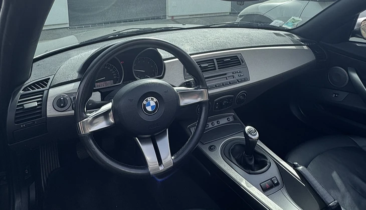 location-BMW-Bastia-roadstr