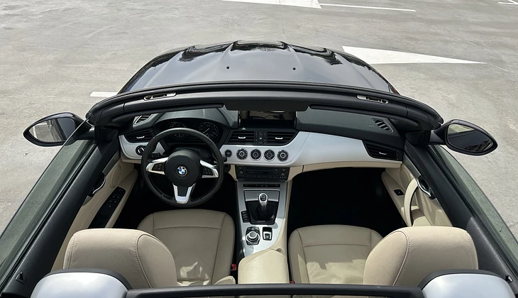 location-BMW-Bonneville-roadstr
